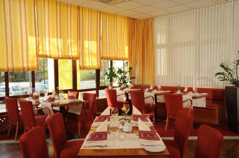 Petul Apart Hotel City Garden Essen Ngoại thất bức ảnh