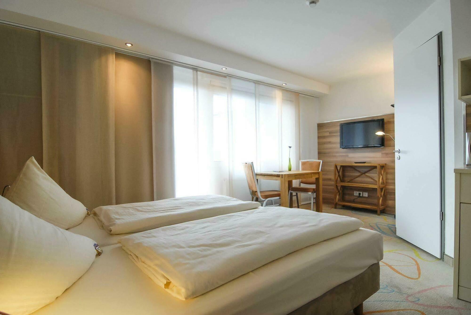 Petul Apart Hotel City Garden Essen Ngoại thất bức ảnh